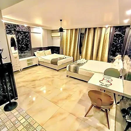 מלון Little Taksim 3*